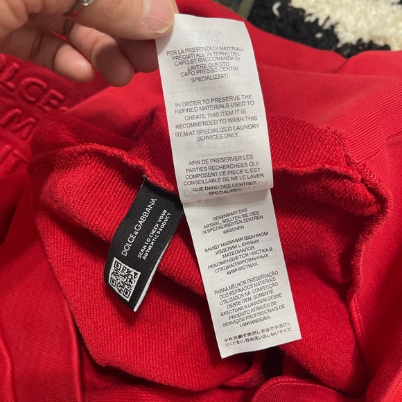 EUC Men’s X-Small (Italian Size 44) Dolce & Gabbana Logo-embossed Sweatshirt Red - Picture 15 of 16